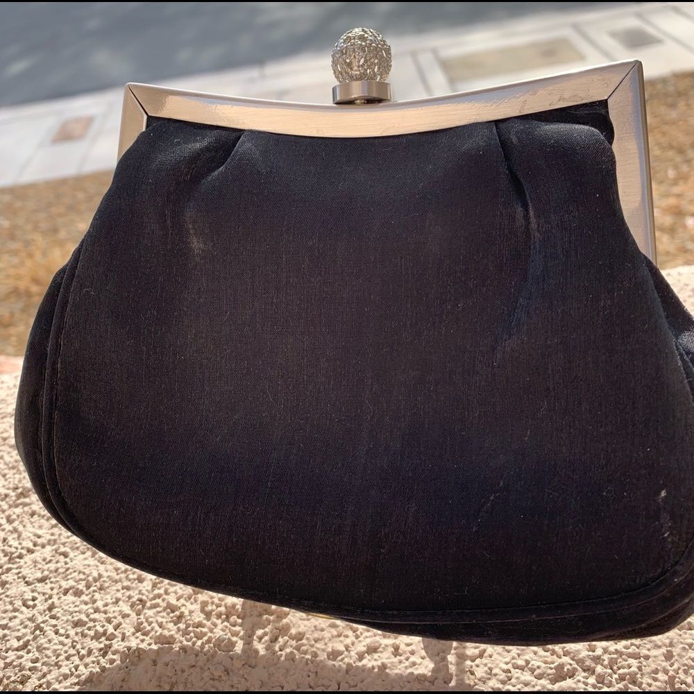 Hillard And Hanson Cocktail Purse Black Silver Chain Hardware Fully Lined Used